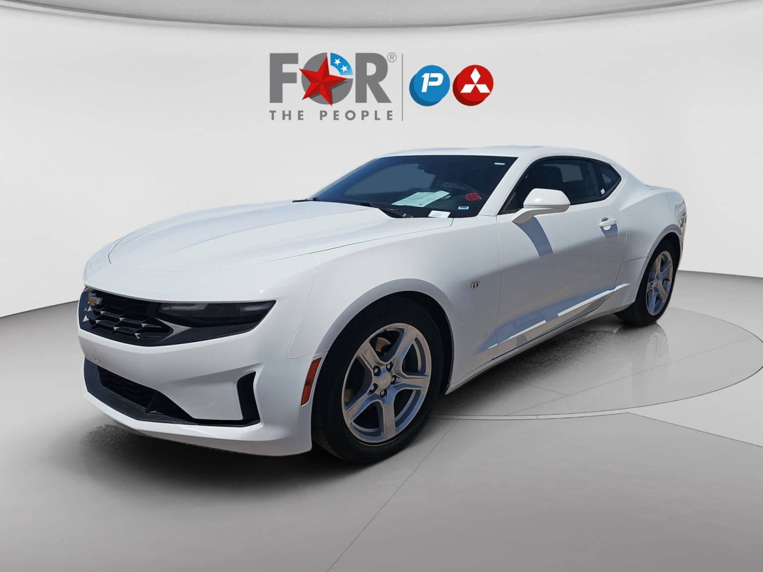 Used 2023 Chevrolet Camaro LT RWD image 1