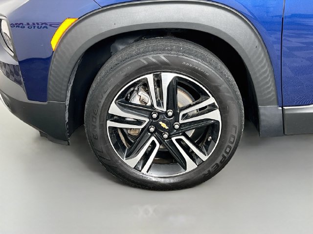 Used 2023 Chevrolet TrailBlazer LT w/ LPO, Blackout Package AWD/4WD image 24
