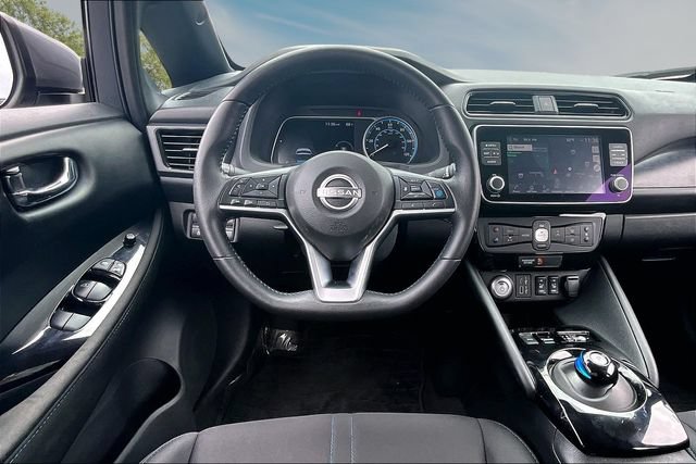 Certified 2025 Nissan Leaf SV Plus FWD image 8