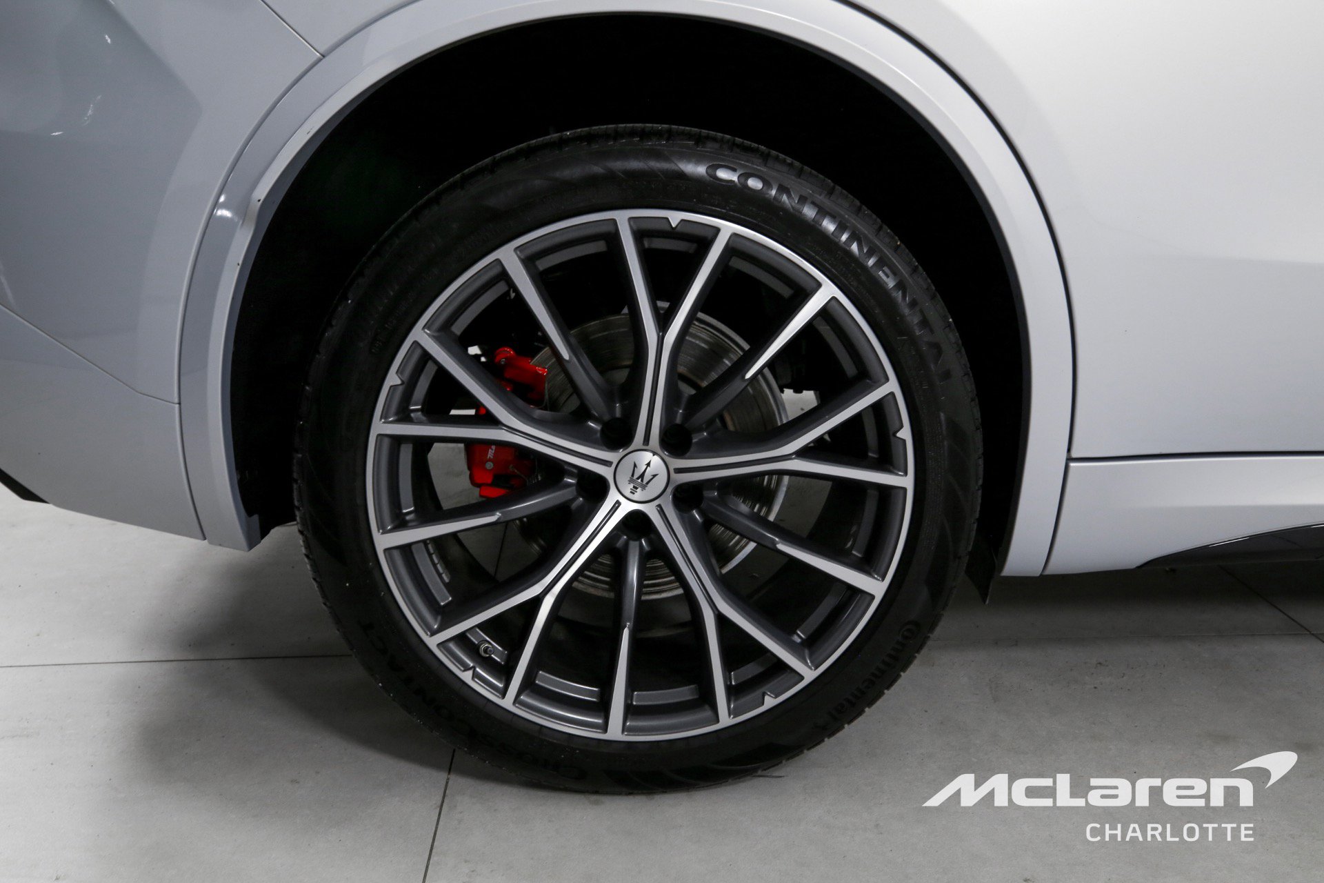 Used 2023 Maserati Grecale Modena AWD/4WD image 31