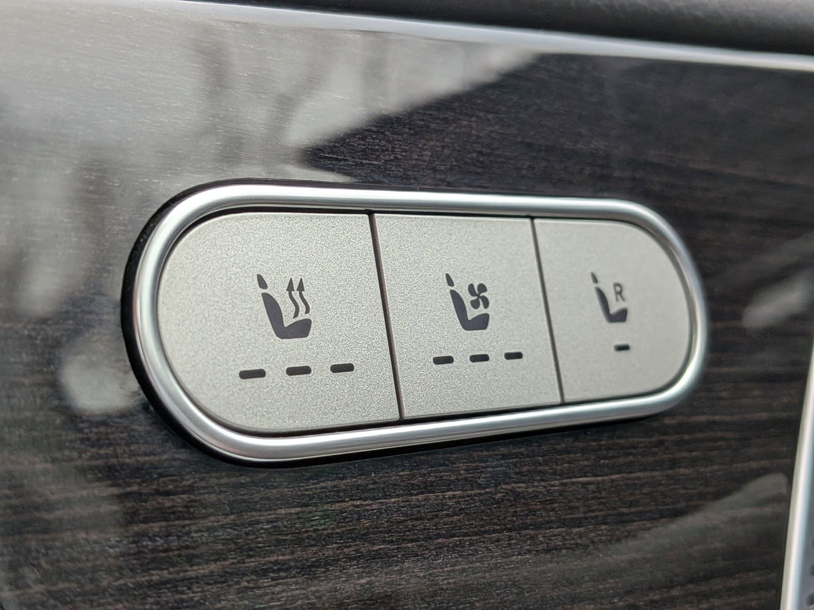 Used 2020 Mercedes-Benz GLS 450 4MATIC image 28