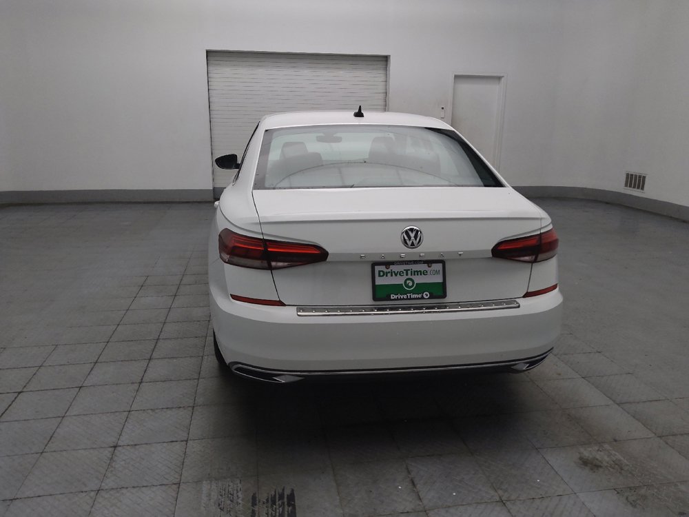 Used 2021 Volkswagen Passat 2.0T SE FWD image 6