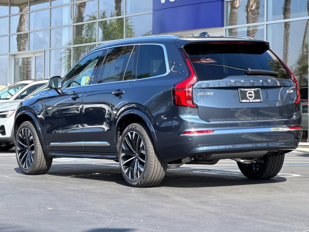 New 2026 Volvo XC90 T8 Plus image 3