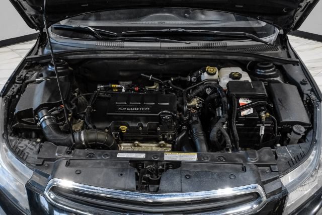 Used 2015 Chevrolet Cruze LT FWD image 47