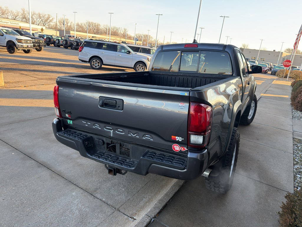 Used 2020 Toyota Tacoma SR5 image 6