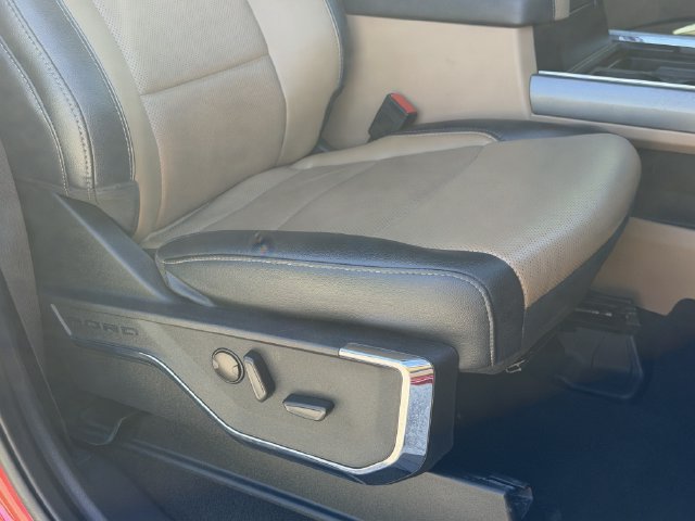 Used 2024 Ford F250 Lariat w/ Lariat Ultimate Package AWD/4WD image 17