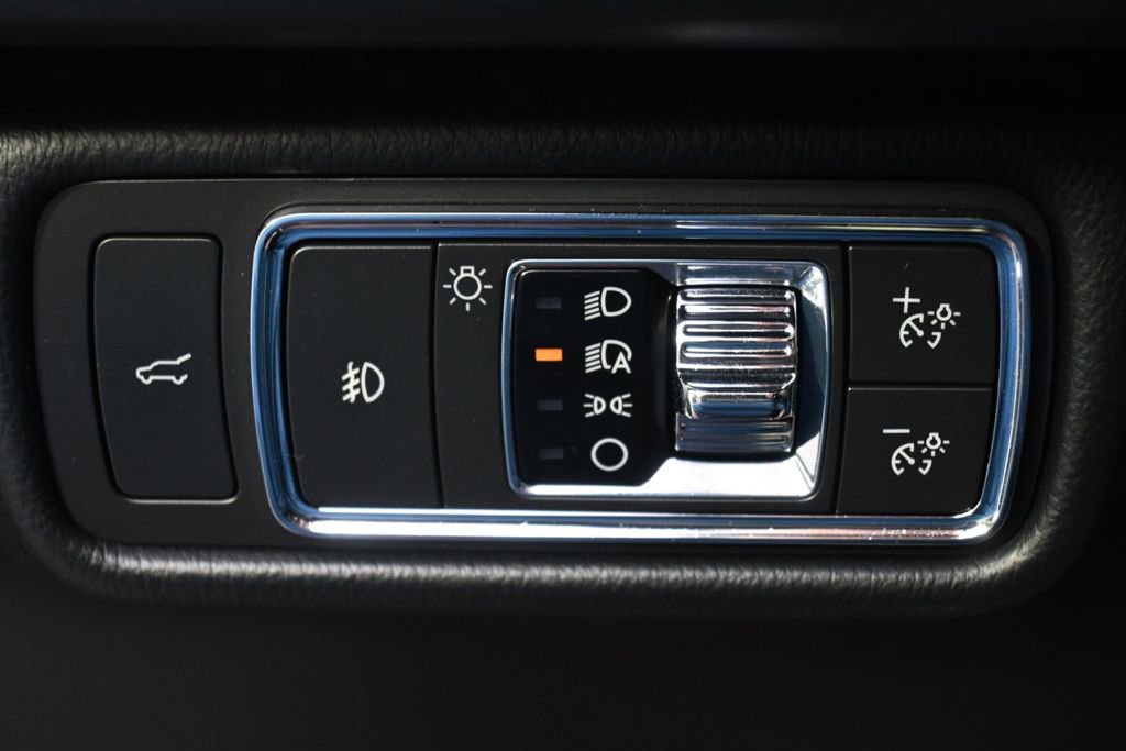 Used 2021 Lincoln Aviator Reserve w/ Equipment Group 208A AWD/4WD image 25