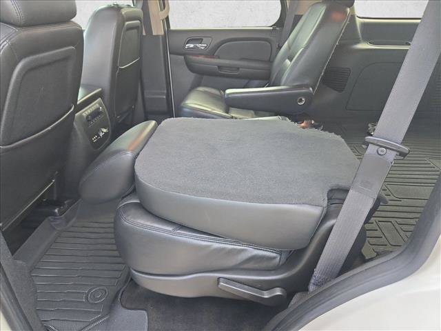 Used 2011 Chevrolet Tahoe LTZ AWD/4WD image 19