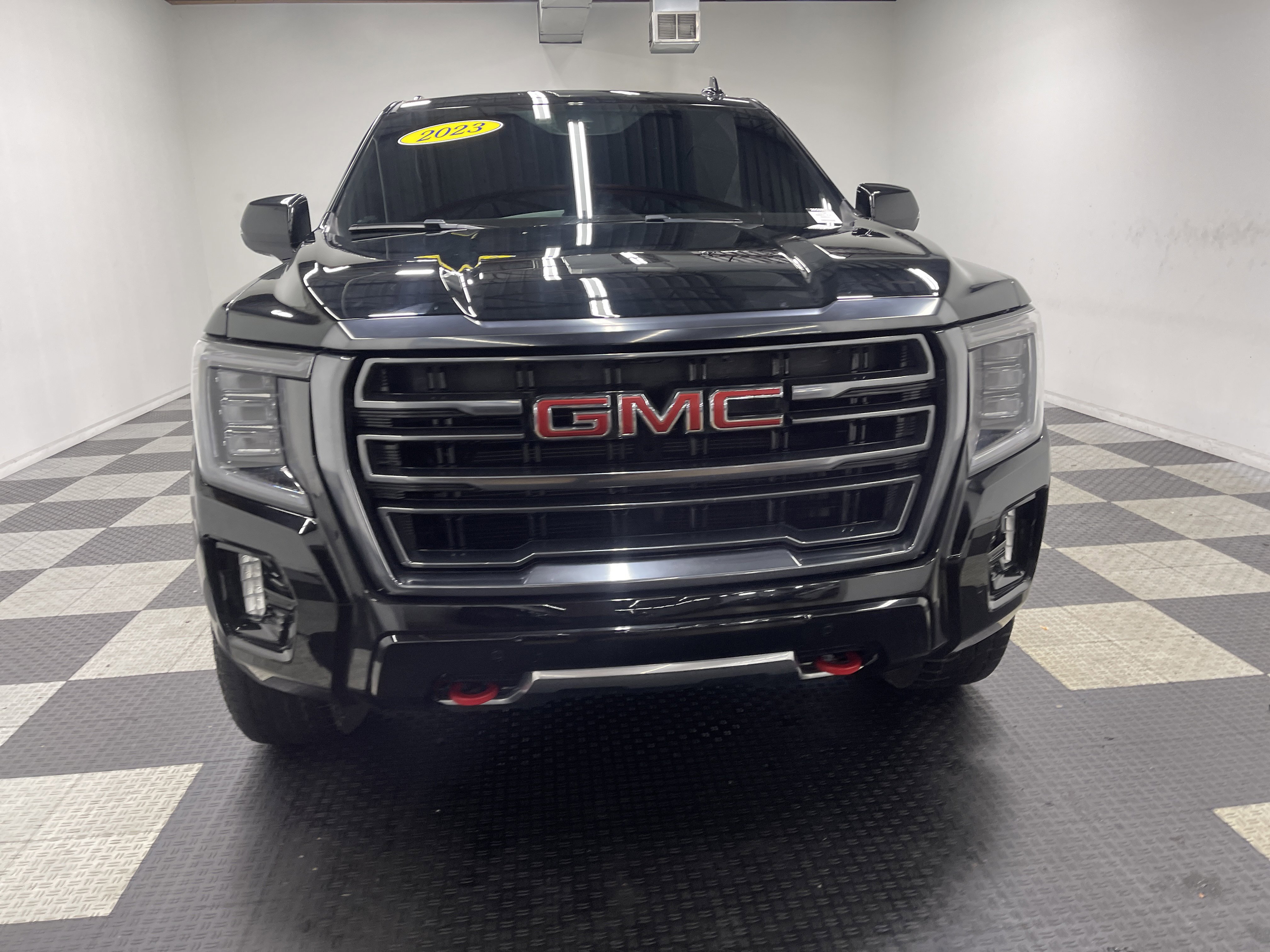 Used 2023 GMC Yukon XL AT4 w/ LPO, Floor Liner Package image 7