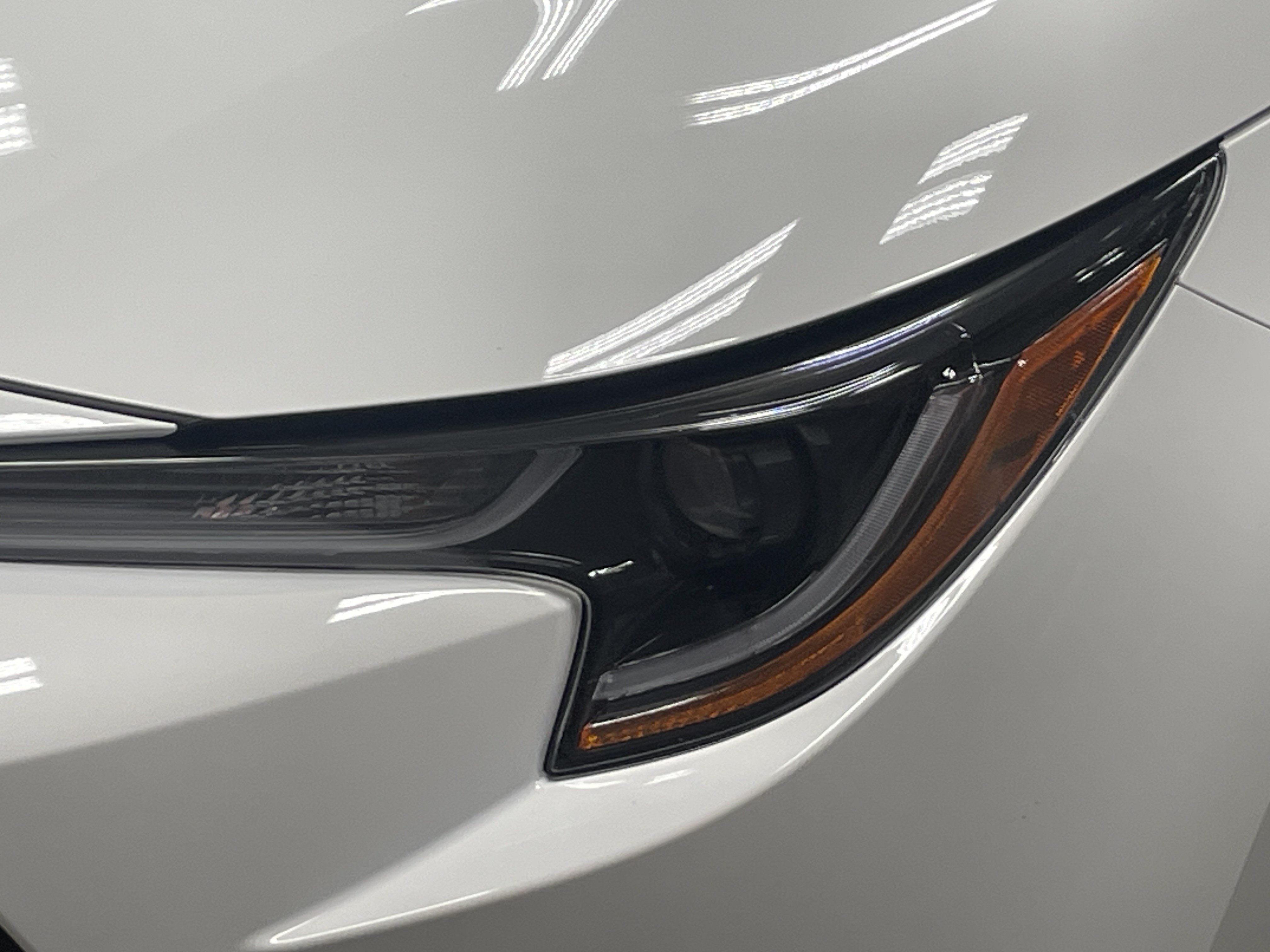 Used 2022 Toyota Corolla LE FWD image 6