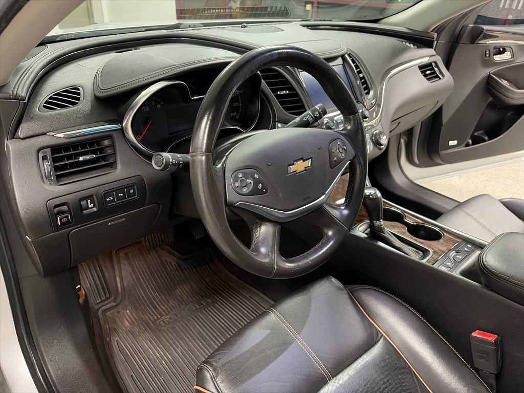Used 2015 Chevrolet Impala LTZ FWD image 11