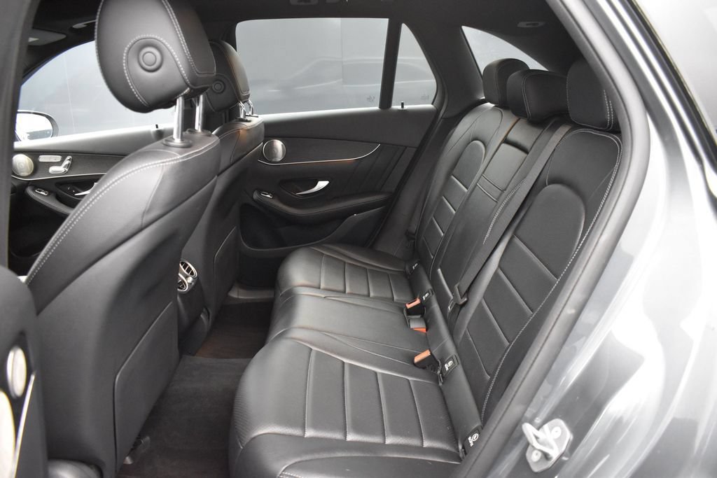 Used 2021 Mercedes-Benz GLC 300 4MATIC w/ AMG Line image 13