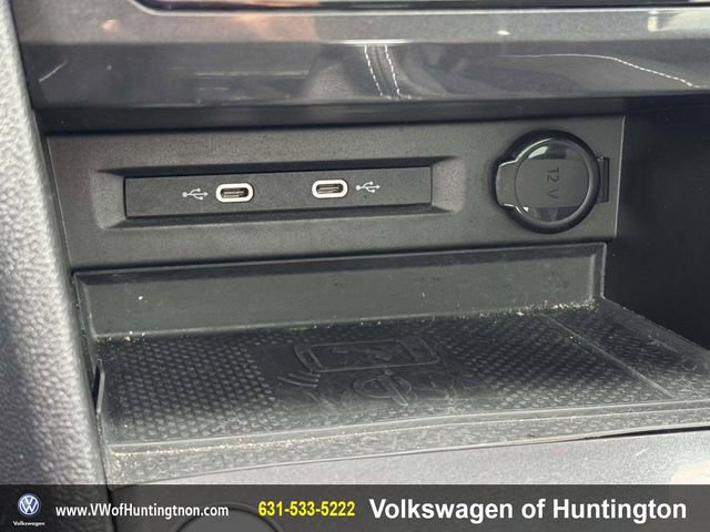 Certified 2023 Volkswagen Tiguan SE R-Line image 27