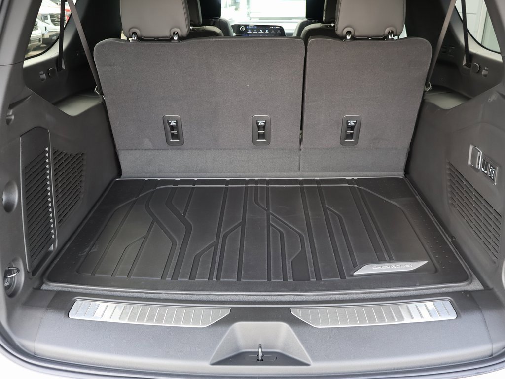 New 2026 Chevrolet Suburban High Country image 35