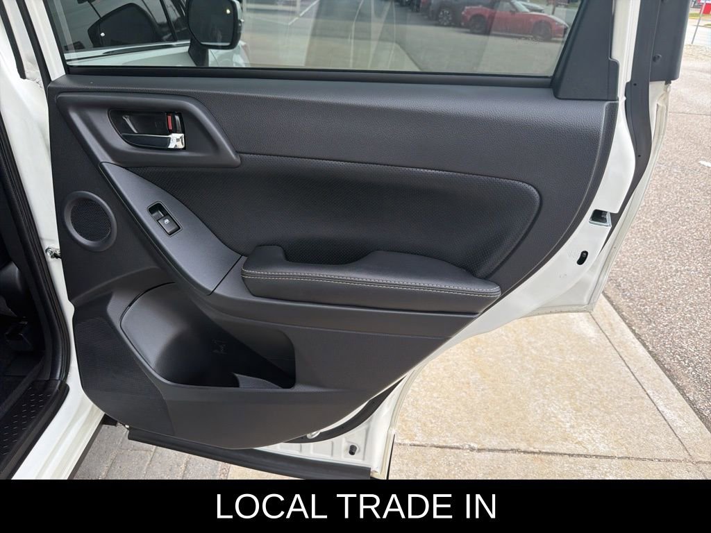 Used 2016 Subaru Forester 2.0XT Touring w/ Eyesight & Navigation System AWD/4WD image 11