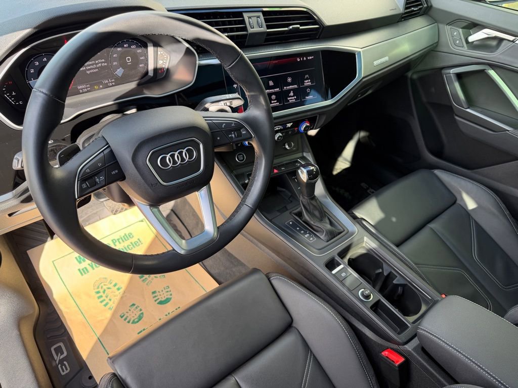 Used 2023 Audi Q3 2.0T Premium Plus image 13