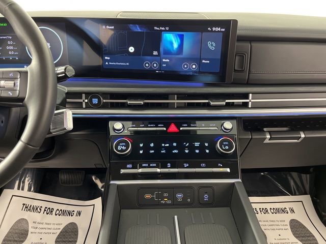 Used 2024 Hyundai Santa Fe Limited image 25