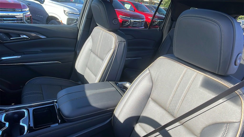 New 2026 Chevrolet Traverse High Country image 15