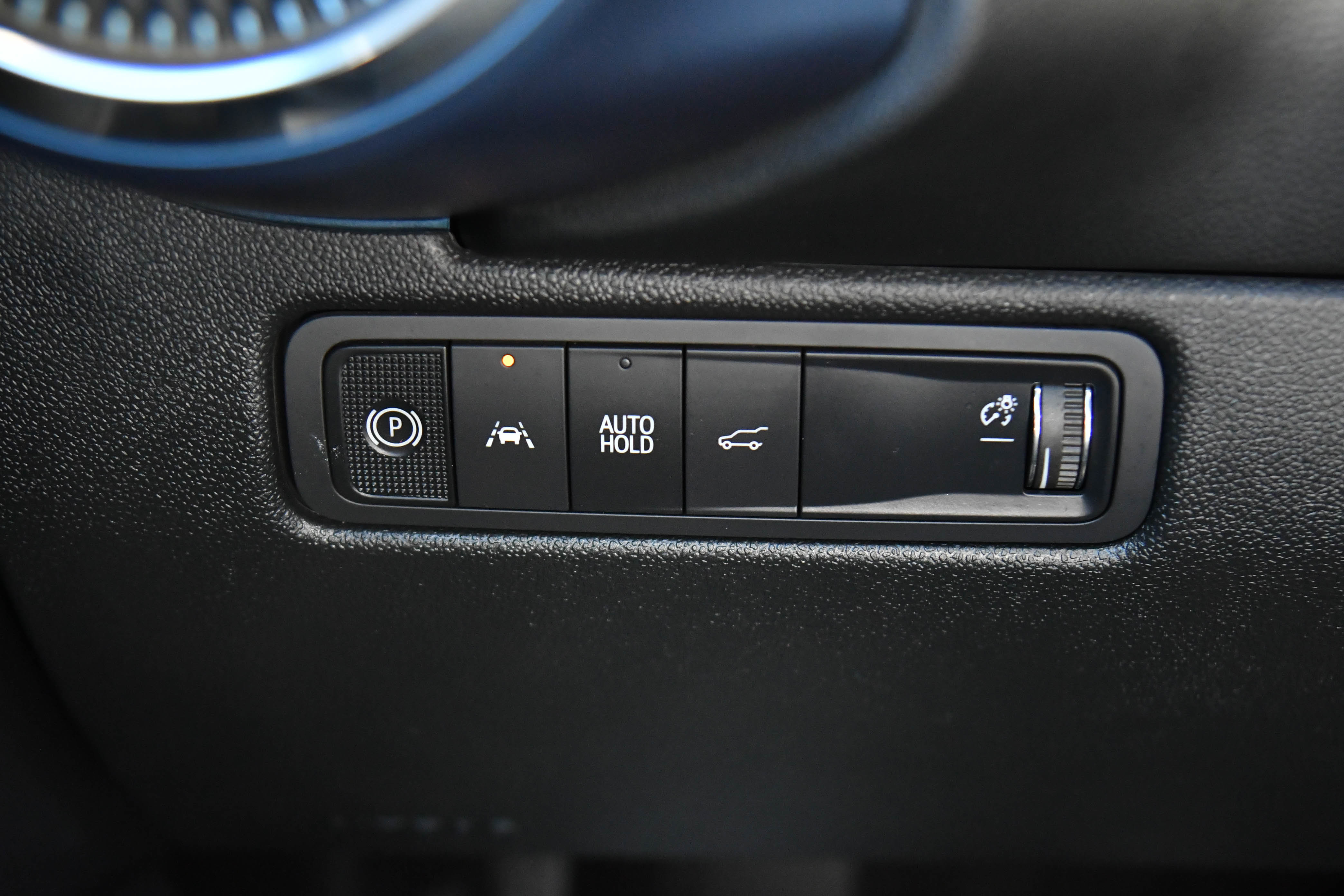 Used 2025 Chevrolet Equinox EV LT w/ Convenience Package FWD image 41