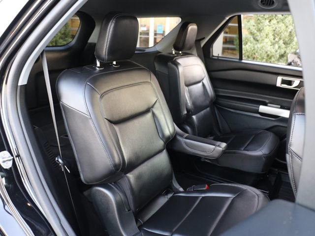 Used 2024 Ford Explorer XLT w/ Equipment Group 202A image 12