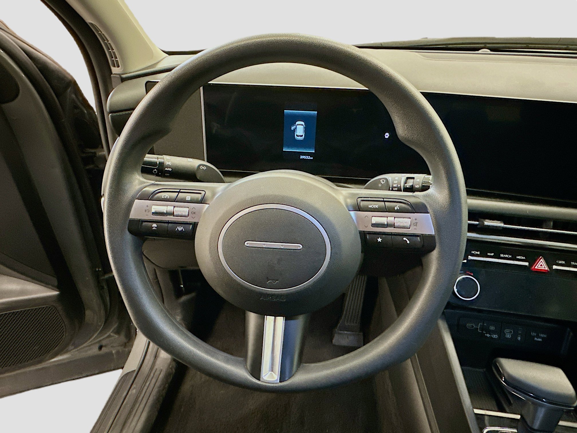 Used 2025 Hyundai Tucson SEL image 18