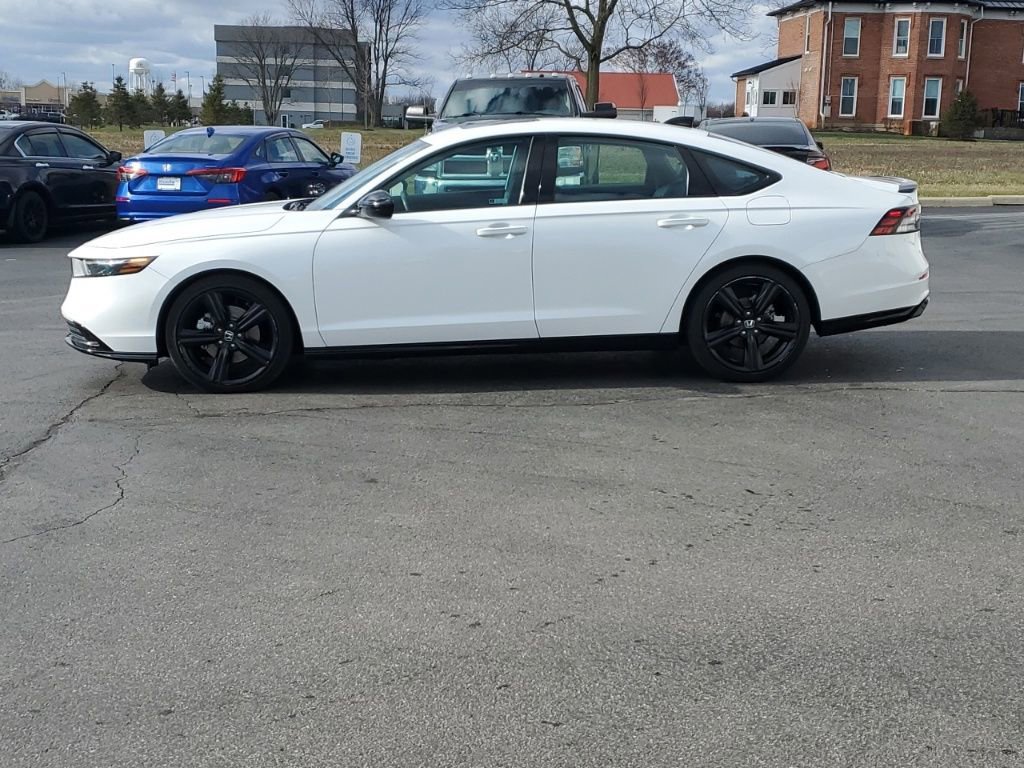Certified 2023 Honda Accord Sport image 4