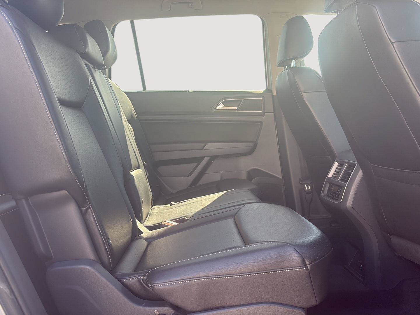 Used 2018 Volkswagen Atlas SE FWD image 15