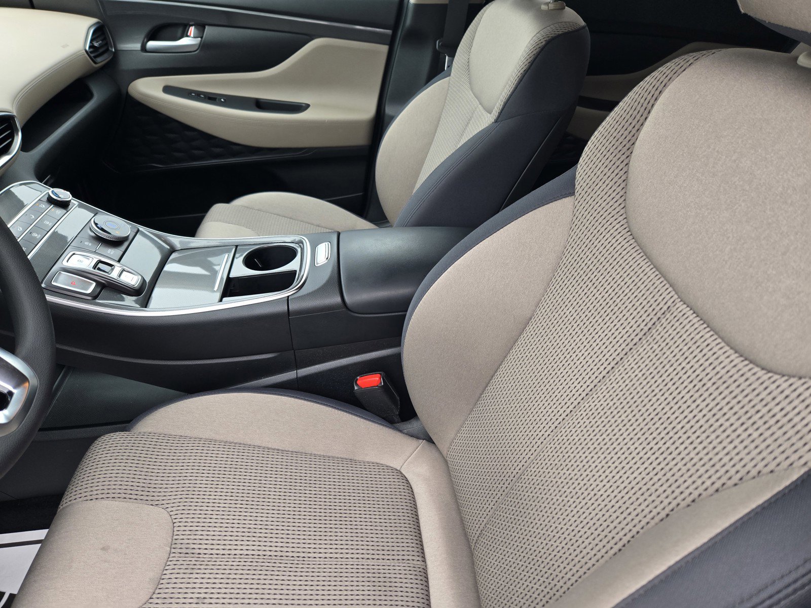 Certified 2023 Hyundai Santa Fe SE image 13