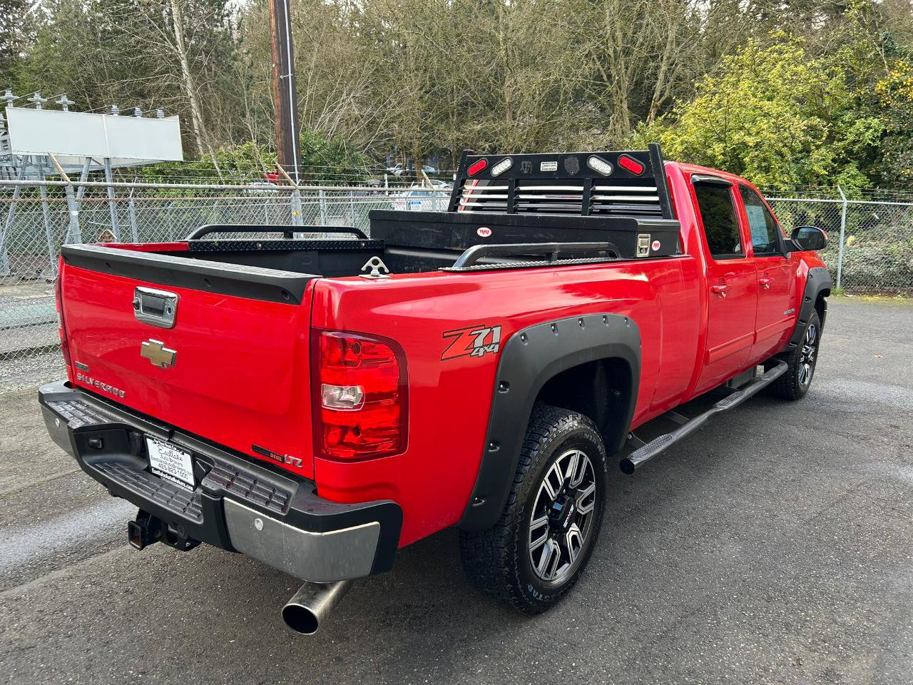 Used 2013 Chevrolet Silverado 2500 LTZ w/ LTZ Plus Package AWD/4WD image 5