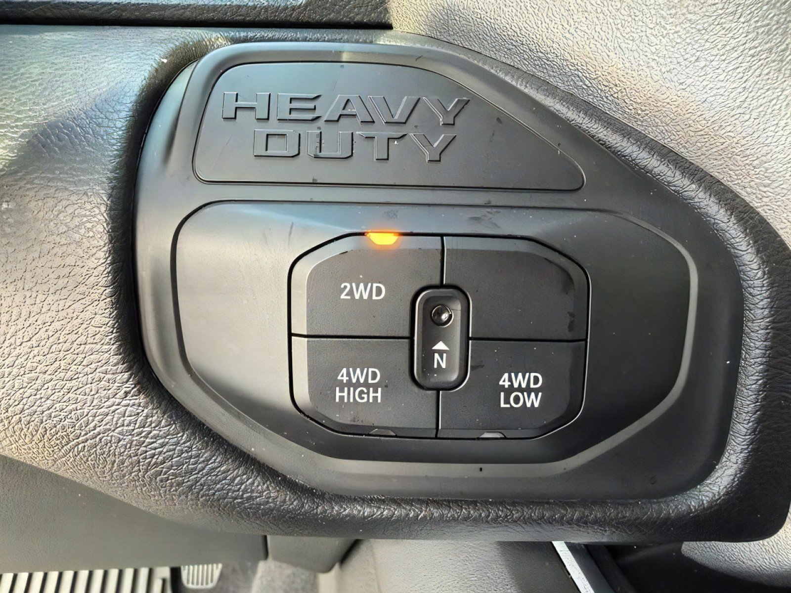 Used 2025 RAM 3500 Big Horn AWD/4WD image 29