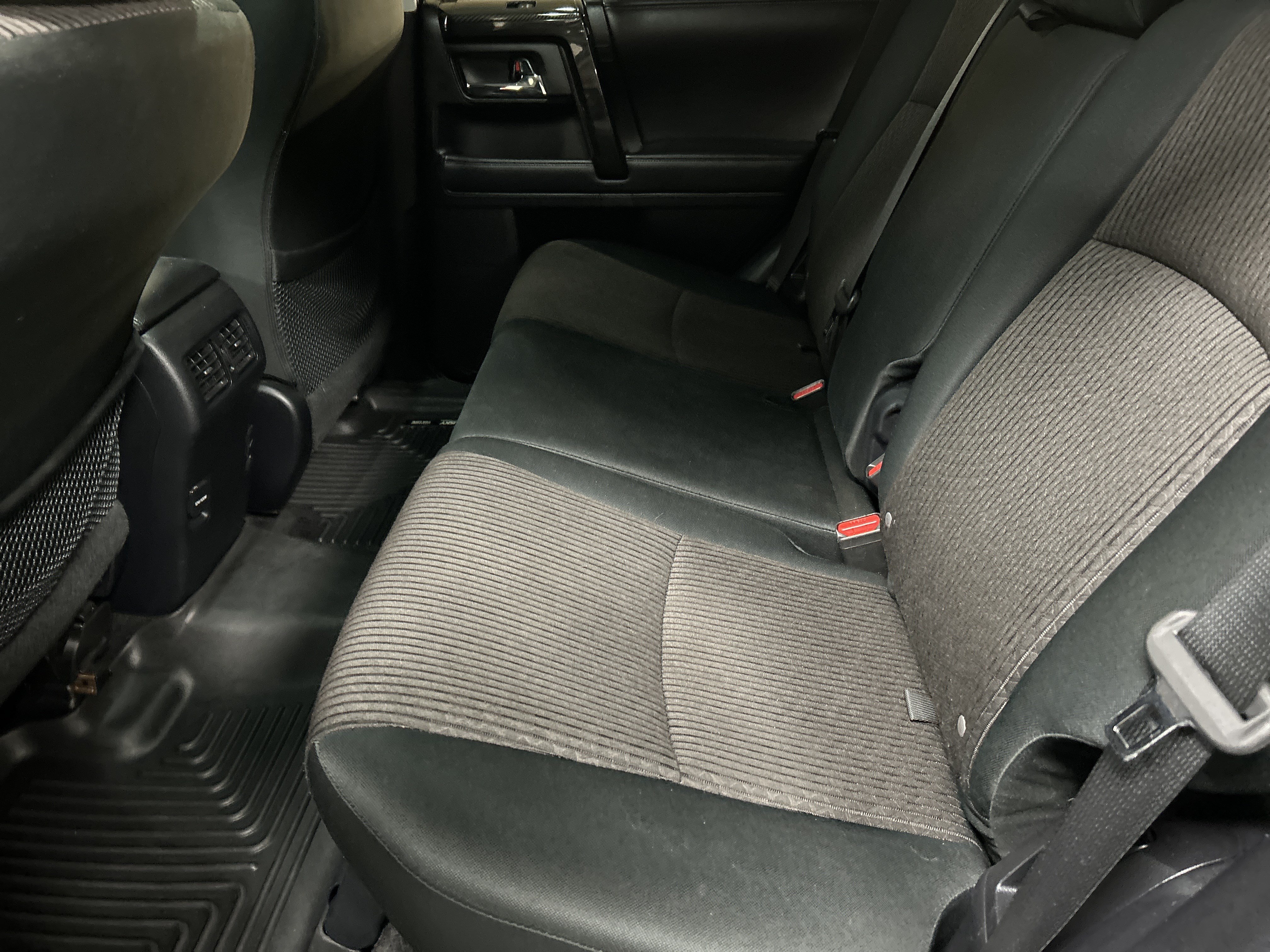 Used 2019 Toyota 4Runner TRD Off-Road AWD/4WD image 32