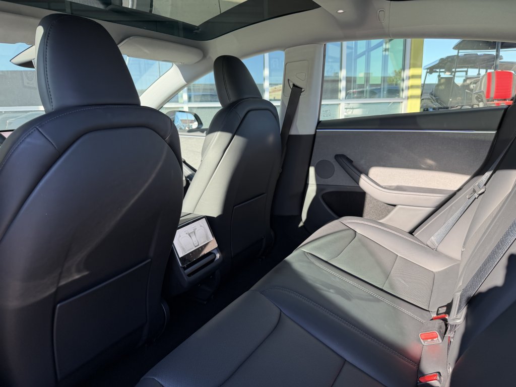 Used 2025 Tesla Model 3 Long Range RWD image 38