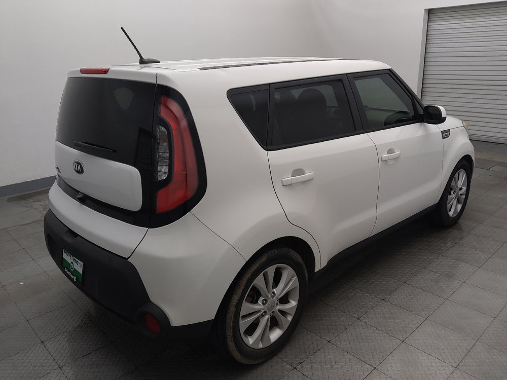 Used 2015 Kia Soul + w/ Audio Package FWD image 9