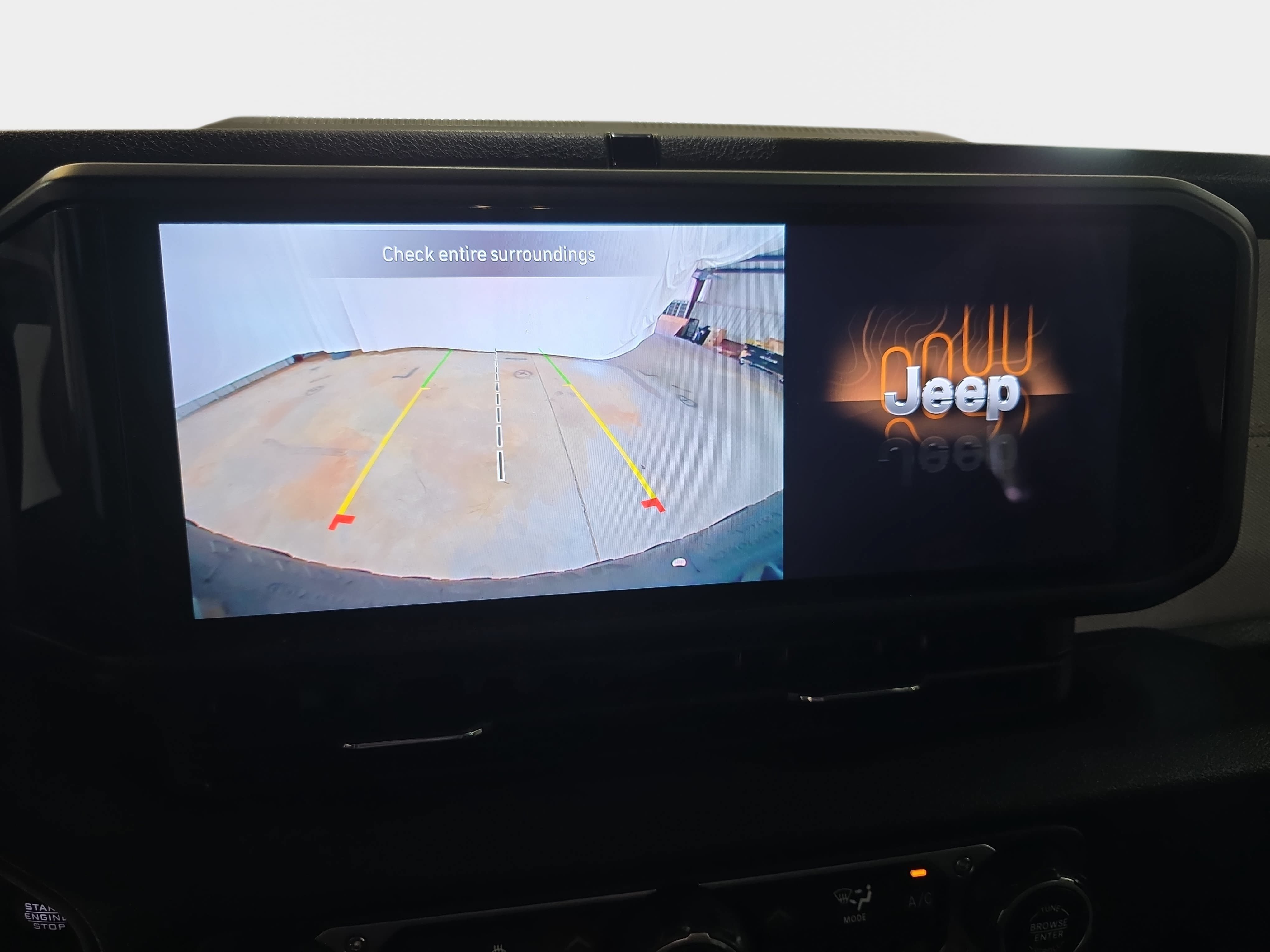 Used 2024 Jeep Wrangler Unlimited AWD/4WD image 20