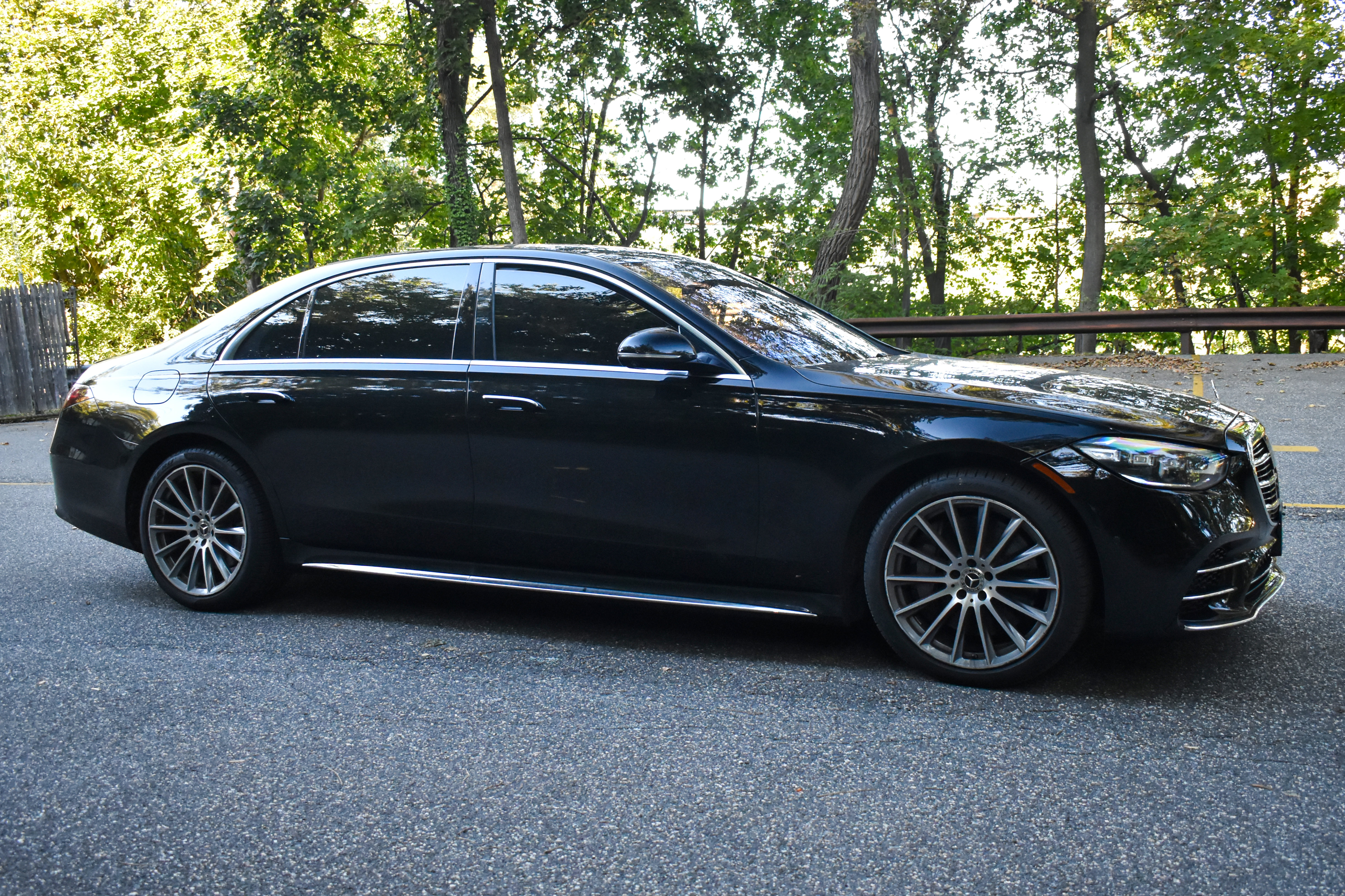 Used 2022 Mercedes-Benz S 500 4MATIC image 11