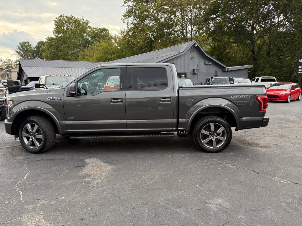 Used 2015 Ford F150 Lariat image 19
