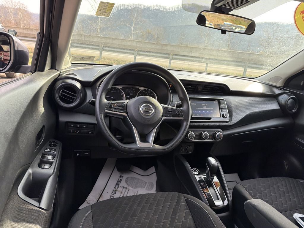 Used 2021 Nissan Kicks S FWD image 20