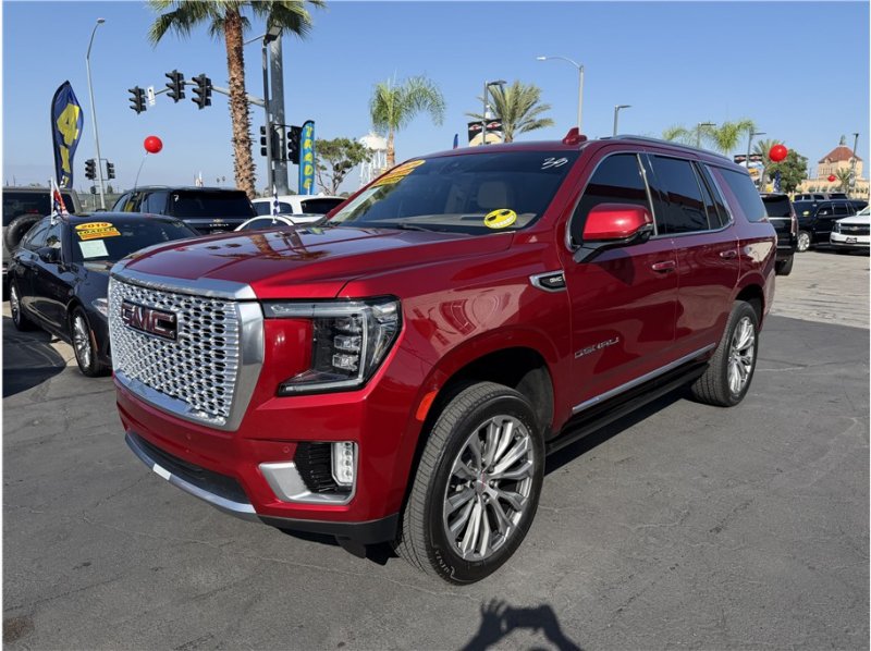 Used 2021 GMC Yukon Denali w/ Denali Premium Package AWD/4WD image 10