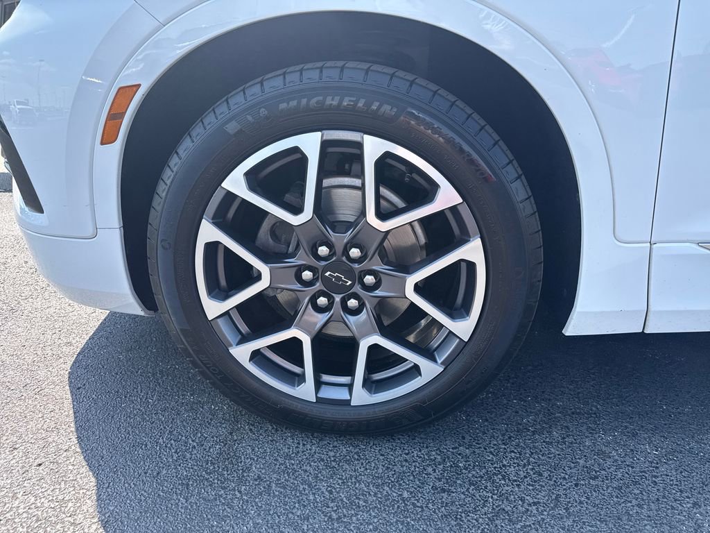 Used 2019 Chevrolet Blazer Premier w/ Sun and Wheels Package image 33