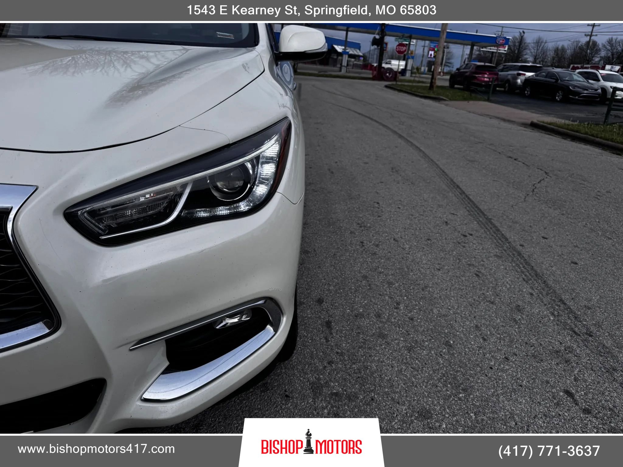 Used 2017 INFINITI QX60 Luxe image 11