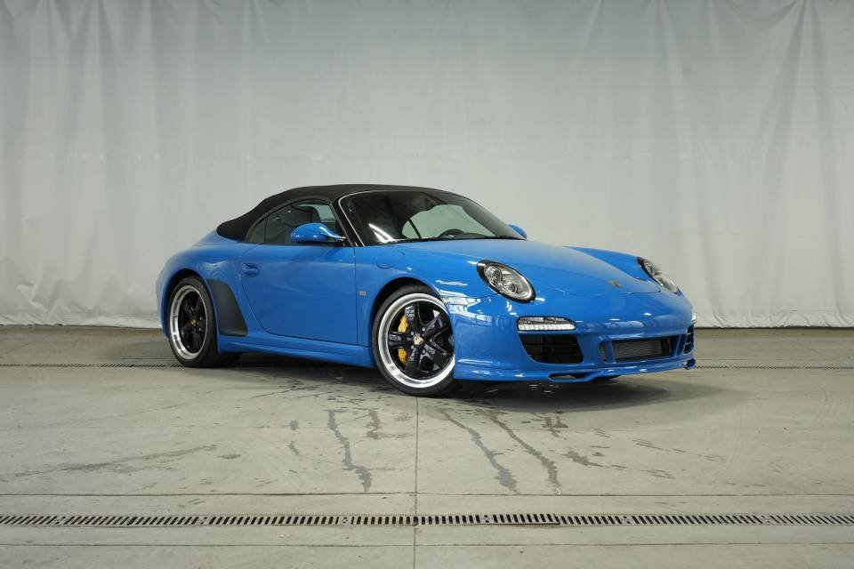 Used 2011 Porsche 911 Speedster image 9