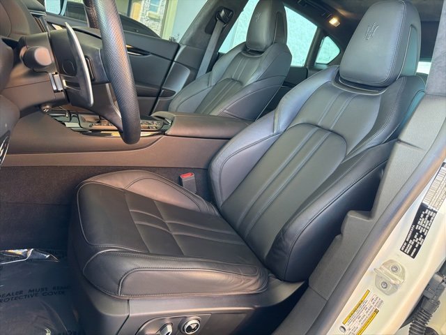 Certified 2022 Maserati Levante Modena image 15