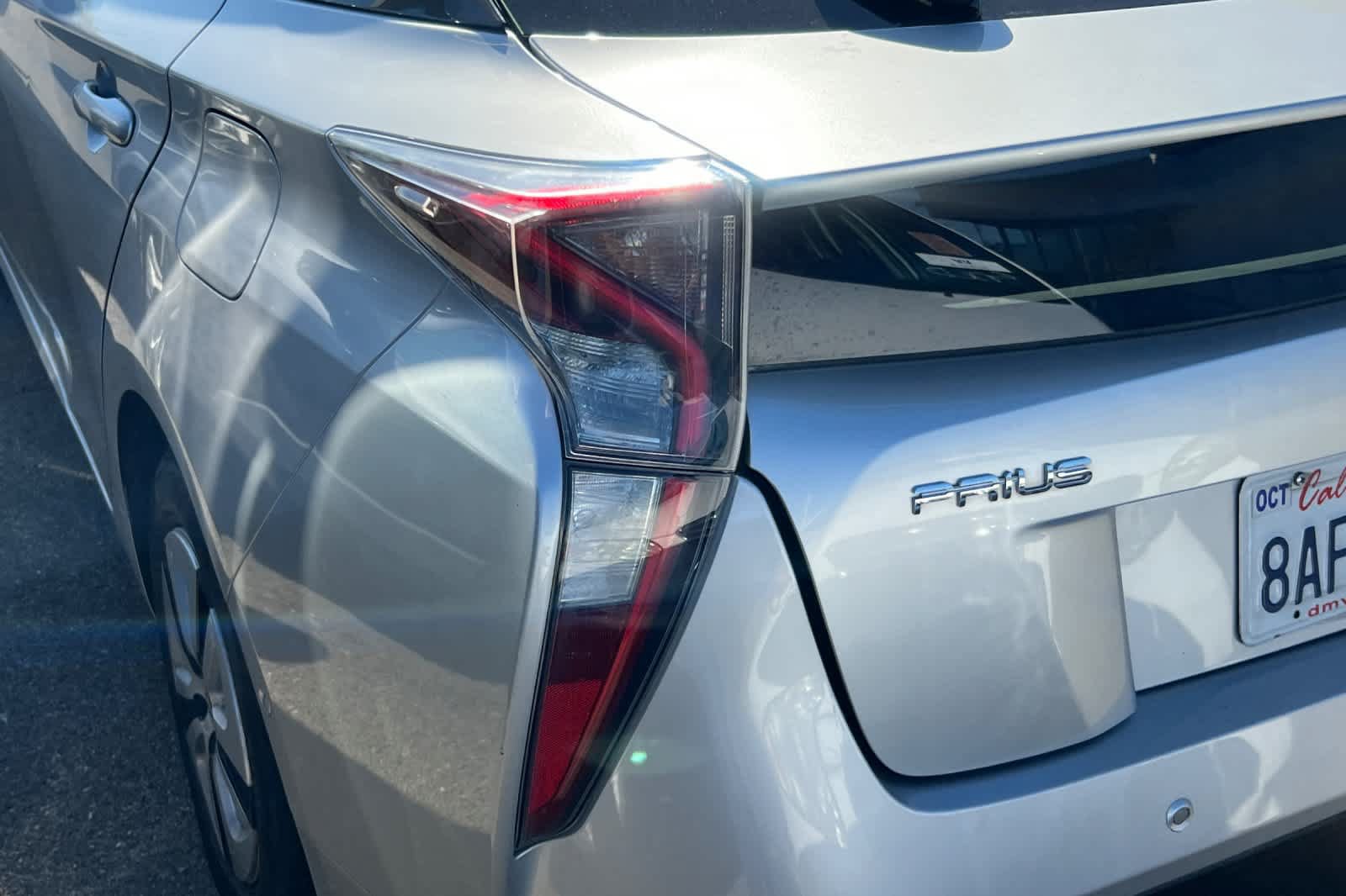 Used 2017 Toyota Prius Two w/ Prius Two Safety Plus Package FWD image 20