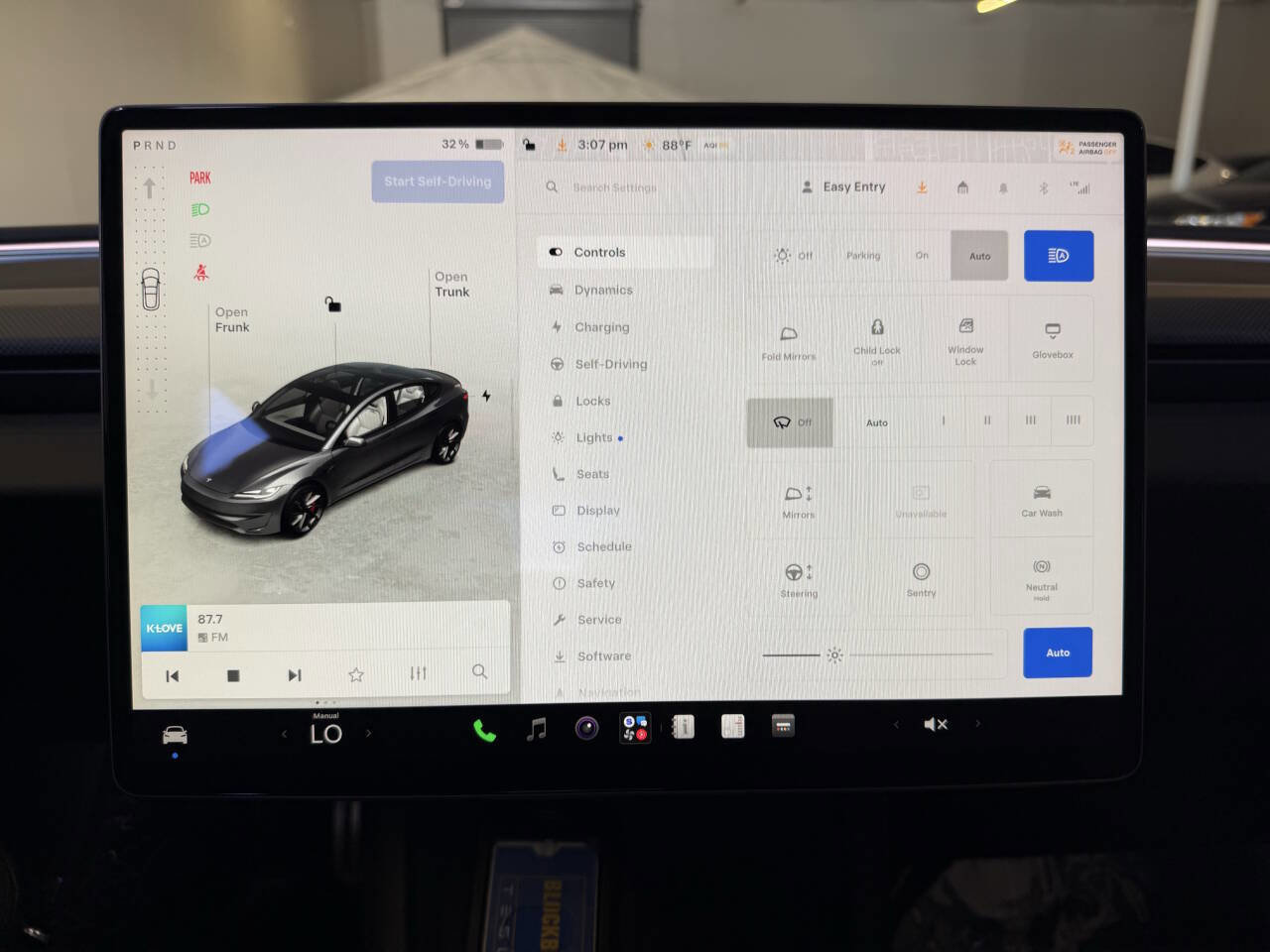Used 2024 Tesla Model 3 Performance AWD/4WD image 14