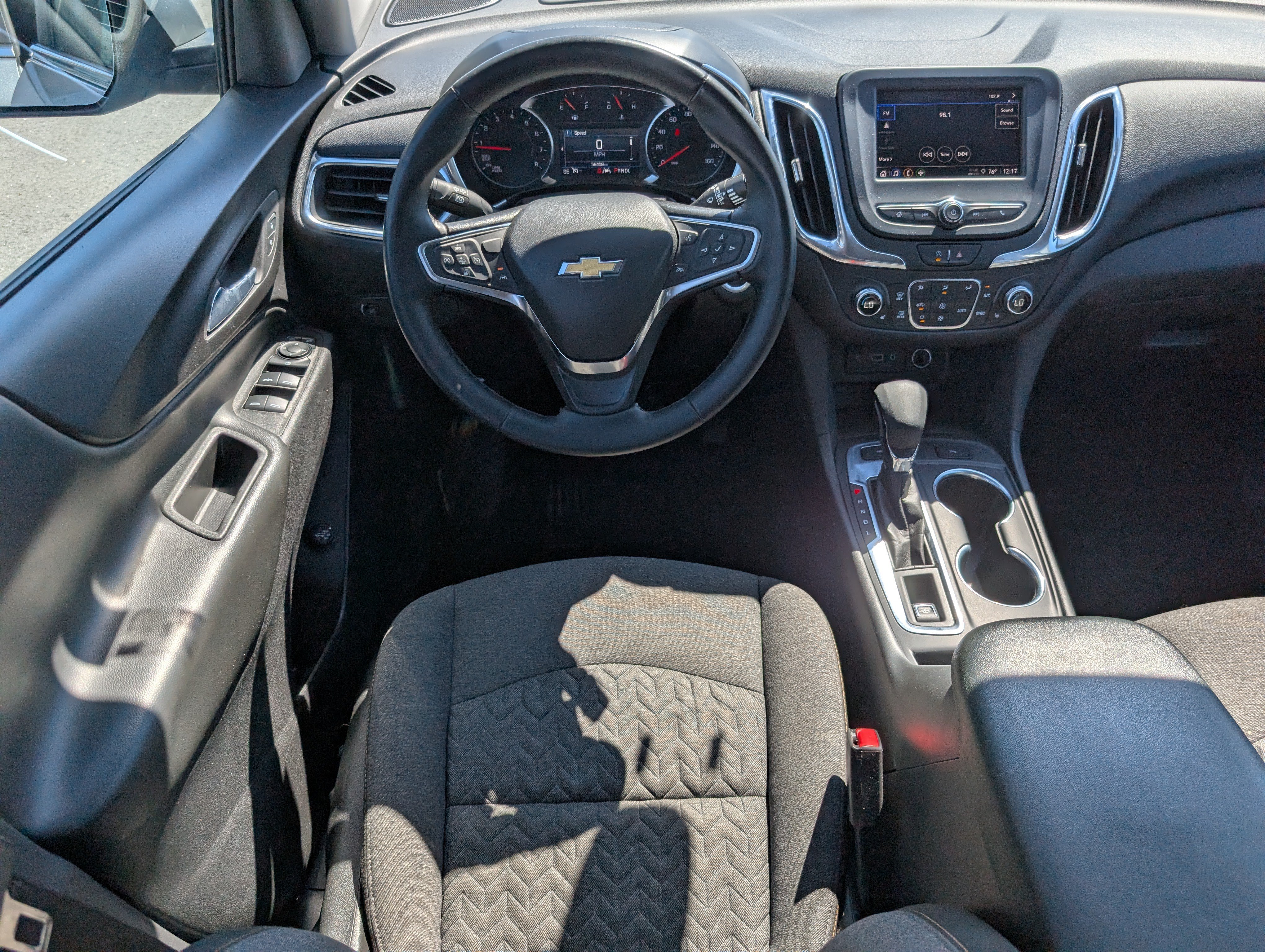 Used 2024 Chevrolet Equinox LT AWD/4WD image 6