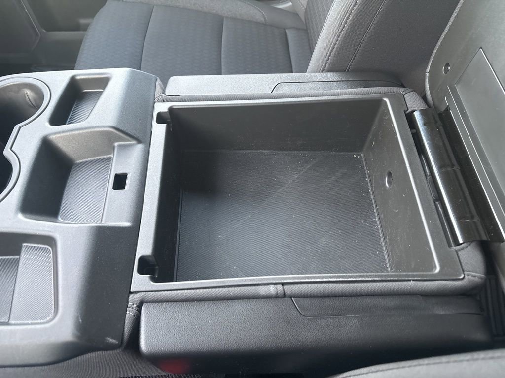 Used 2024 Chevrolet Silverado 1500 LT image 30