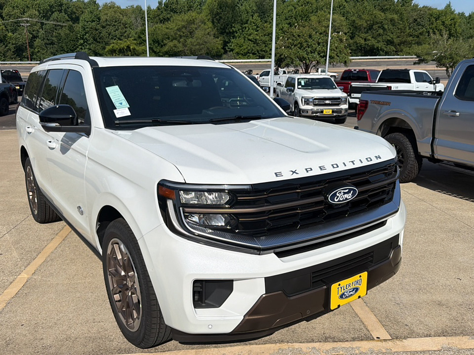 New 2027 Ford Expedition King Ranch AWD/4WD image 3