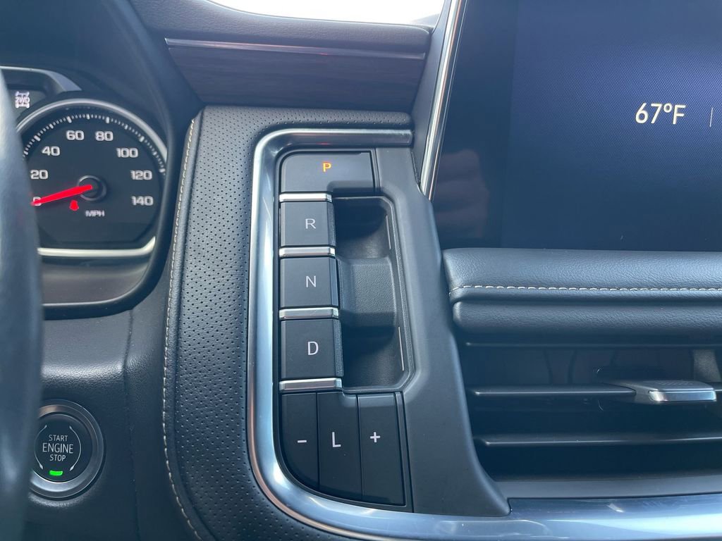 Used 2021 Chevrolet Suburban Premier w/ Premium Package image 19