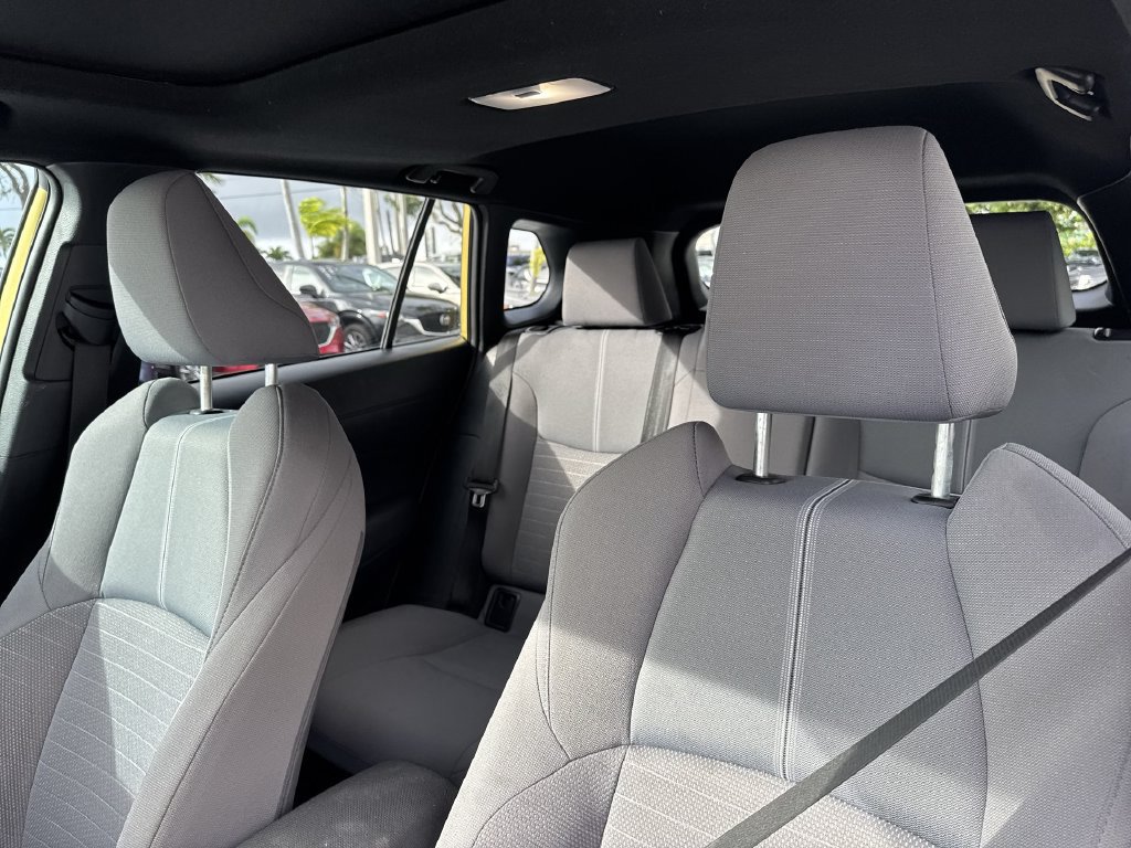 Used 2023 Toyota Corolla Cross AWD Hybrid w/ Moonroof Package image 41