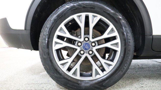 Used 2020 Ford Escape SEL image 23